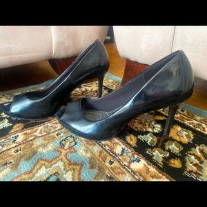 Dexflex Comfort Memory Foam Sleek Business Formal Heels
